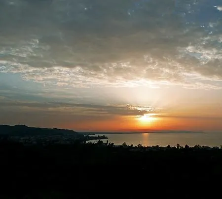 Sea View With 4 Bedrooms - Grecorama Monodhéndrion